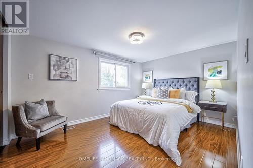 113 - 215 Mississauga Valley Boulevard, Mississauga, ON - Indoor Photo Showing Bedroom