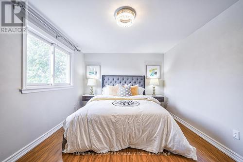 113 - 215 Mississauga Valley Boulevard, Mississauga, ON - Indoor Photo Showing Bedroom