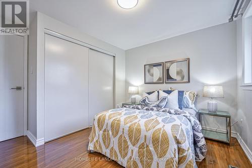 113 - 215 Mississauga Valley Boulevard, Mississauga, ON - Indoor Photo Showing Bedroom