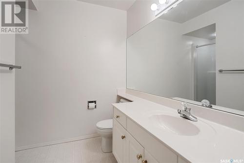 233 Mckay Court, Warman, SK - Indoor Photo Showing Bathroom