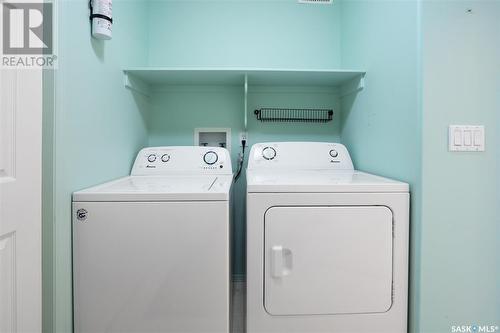 233 Mckay Court, Warman, SK - Indoor Photo Showing Laundry Room