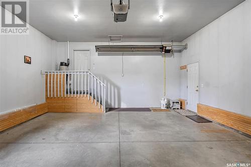 233 Mckay Court, Warman, SK - Indoor Photo Showing Garage