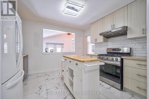 428 Henderson Road, Burlington, ON - Indoor Photo Showing Kitchen