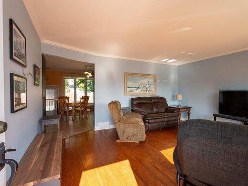 Living room - 930 108E Avenue, Drummondville, QC - Indoor Photo Showing Living Room