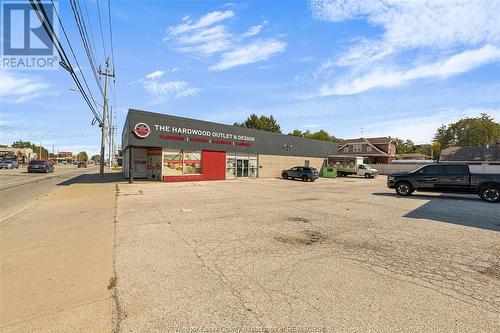 5189 Tecumseh Road East, Windsor, ON 