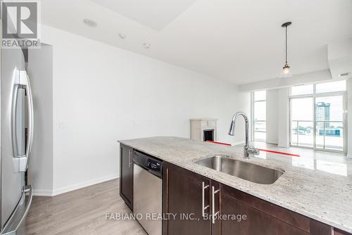 2005 - 65 East Liberty Street, Toronto, ON - Indoor Photo Showing Kitchen