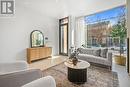 48 Shaftesbury Avenue, Toronto, ON  - Indoor Photo Showing Living Room 