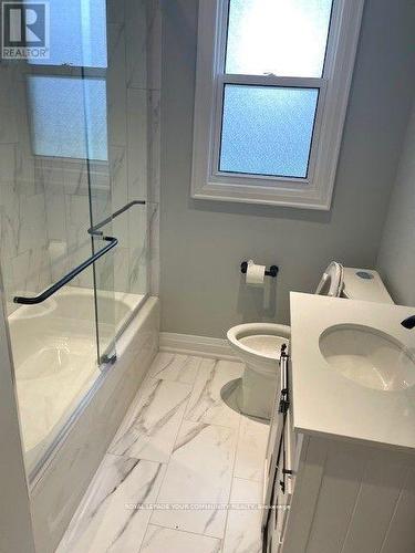 Main - 312 Cochrane Street, Whitby, ON - Indoor Photo Showing Bathroom