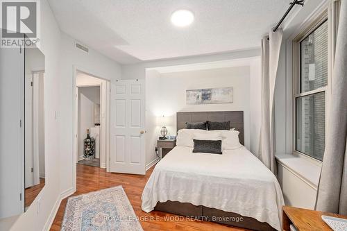 204 - 275 Queens Avenue, London, ON - Indoor Photo Showing Bedroom