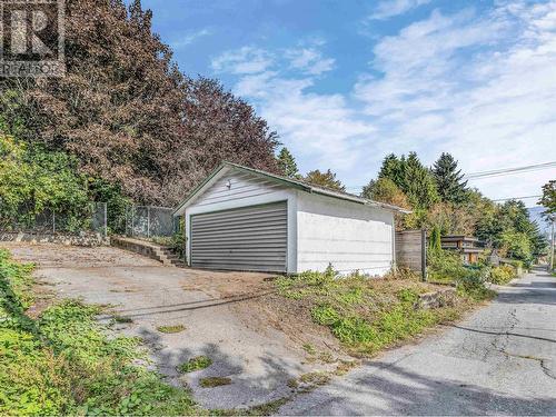 957 Shavington Street, North Vancouver, BC - Outdoor