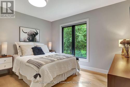 22 - 7745 Wellington Road, Guelph/Eramosa, ON - Indoor Photo Showing Bedroom