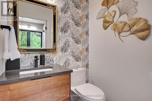 22 - 7745 Wellington Road, Guelph/Eramosa, ON - Indoor Photo Showing Bathroom