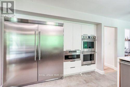 22 - 7745 Wellington Road, Guelph/Eramosa, ON - Indoor Photo Showing Kitchen