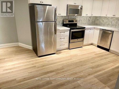 Bsmt - 312 Cochrane Street, Whitby, ON - Indoor Photo Showing Kitchen