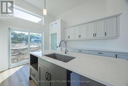 54 Snowy Owl Trail, Central Elgin, ON - Indoor Photo Showing Kitchen