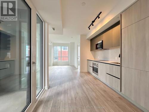 1107 - 108 Peter Street, Toronto, ON - Indoor Photo Showing Kitchen