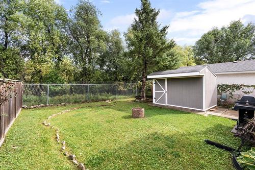 38 Woodstock Lane, Winnipeg, MB - Outdoor With Backyard