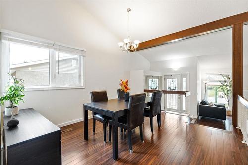 38 Woodstock Lane, Winnipeg, MB - Indoor Photo Showing Dining Room