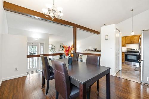 38 Woodstock Lane, Winnipeg, MB - Indoor Photo Showing Dining Room