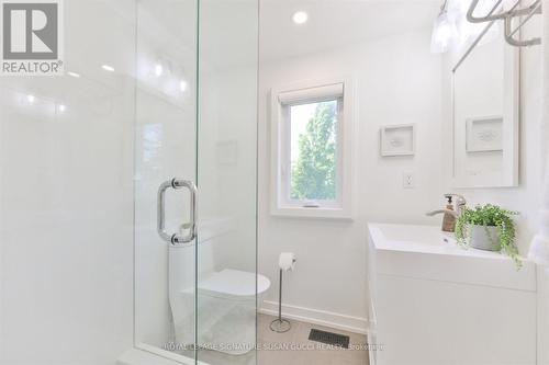 22 Donora Drive, Toronto, ON - Indoor Photo Showing Bathroom