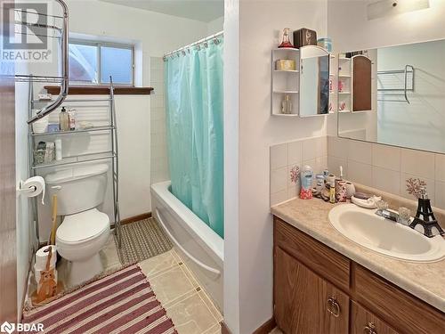 91 St. Lawrence Street E, Madoc, ON - Indoor Photo Showing Bathroom