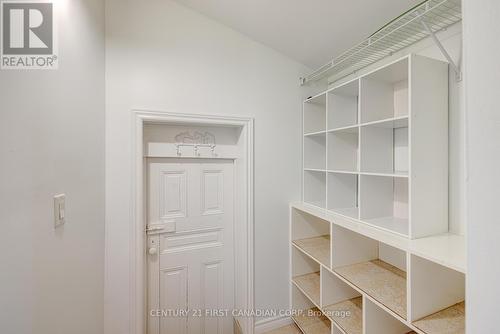 463 Maitland Street, London, ON - Indoor With Storage