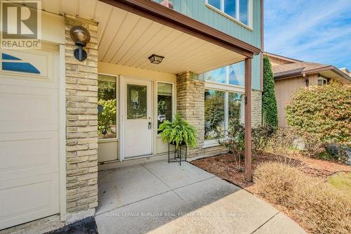 2358 Cavendish Drive, Burlington, ON - Outdoor With Deck Patio Veranda With Exterior