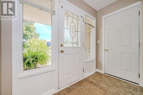 2358 Cavendish Drive, Burlington, ON - Indoor Photo Showing Other Room