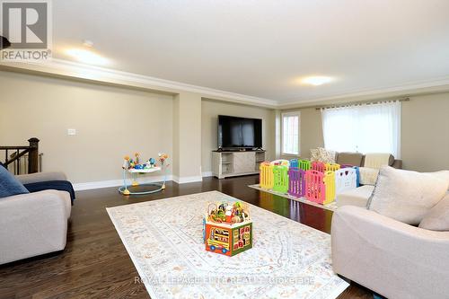 67 - 2178 Fiddlers Way, Oakville, ON - Indoor Photo Showing Living Room