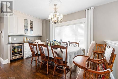 54 Fords Drive, Markdale, ON - Indoor Photo Showing Dining Room