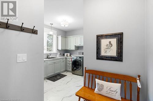 54 Fords Drive, Markdale, ON - Indoor Photo Showing Laundry Room