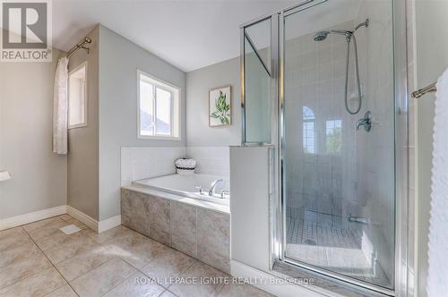 1547 Spencely Drive, Oshawa, ON - Indoor Photo Showing Bathroom