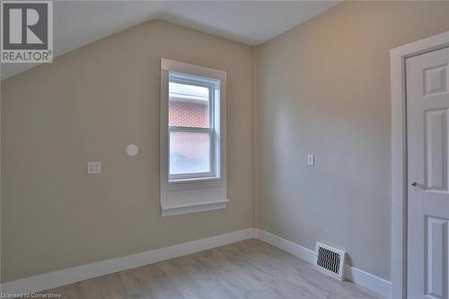 240 Duke Street E, Kitchener, ON - Indoor Photo Showing Other Room