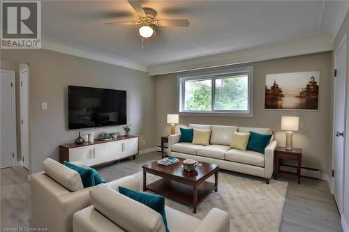 240 Duke Street E, Kitchener, ON - Indoor Photo Showing Living Room