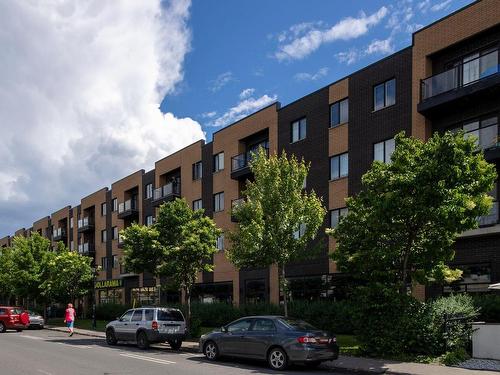 Exterior - 313-8960 Boul. St-Michel, Montréal (Villeray/Saint-Michel/Parc-Extension), QC - Outdoor With Balcony With Facade