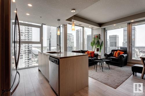 #1703 10180 103 St Nw, Edmonton, AB - Indoor Photo Showing Kitchen