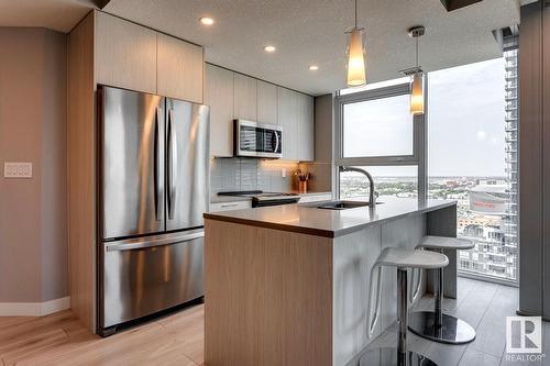 #1703 10180 103 St Nw, Edmonton, AB - Indoor Photo Showing Kitchen