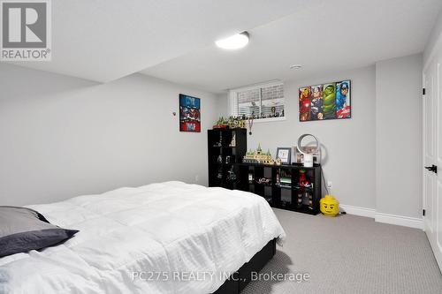 10 - 2022 Upperpoint Boulevard, London, ON - Indoor Photo Showing Bedroom