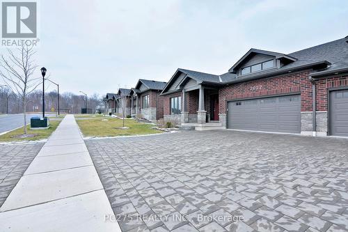 10 - 2022 Upperpoint Boulevard, London, ON - Outdoor