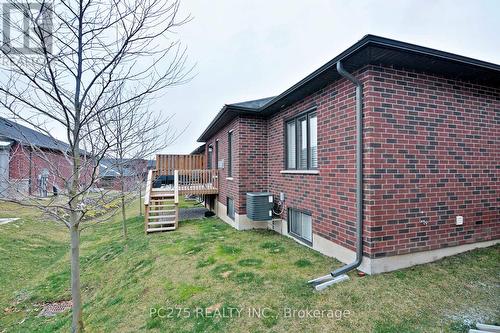 10 - 2022 Upperpoint Boulevard, London, ON - Outdoor