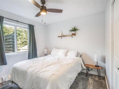 5790 Brookwood Dr, Nanaimo, BC - Indoor Photo Showing Bedroom