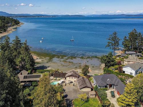 2606 James Island Rd, Central Saanich, BC 