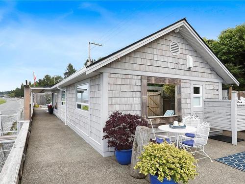 2935 Island Hwy West, Qualicum Beach, BC 