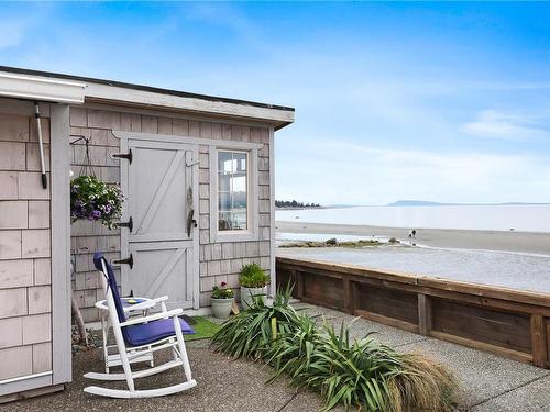 2935 Island Hwy West, Qualicum Beach, BC 