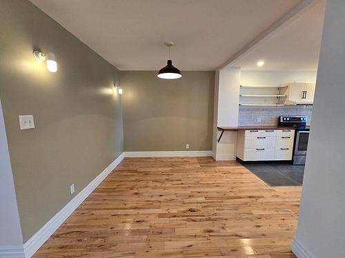 Dining room - 373 Rue Argyle, Montréal (Verdun/Île-Des-Soeurs), QC - Indoor Photo Showing Other Room