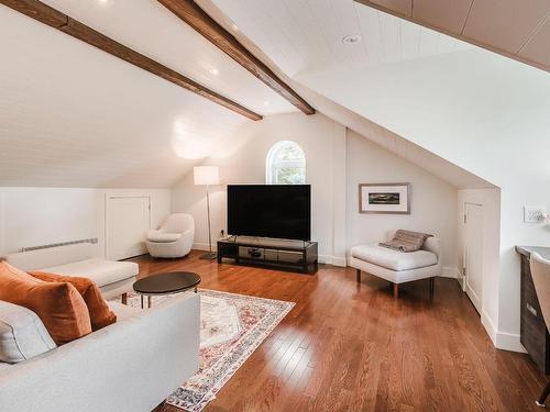 Family room - 127 Av. Vivian, Mont-Royal, QC - Indoor Photo Showing Living Room