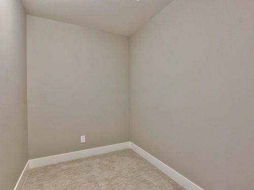 2-2171 Van Horne Drive, Kamloops, BC - Indoor Photo Showing Other Room