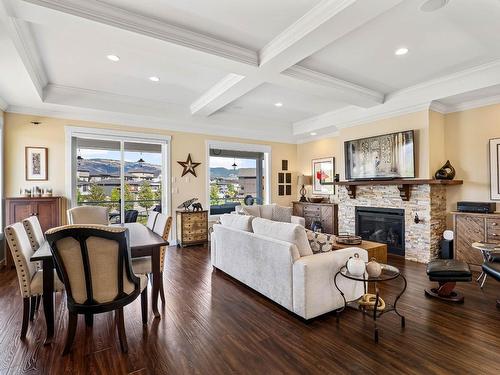 1631 Emerald Drive, Kamloops, BC - Indoor Photo Showing Living Room With Fireplace