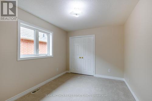 60 Pefferlaw Circle, Brampton, ON - Indoor Photo Showing Other Room