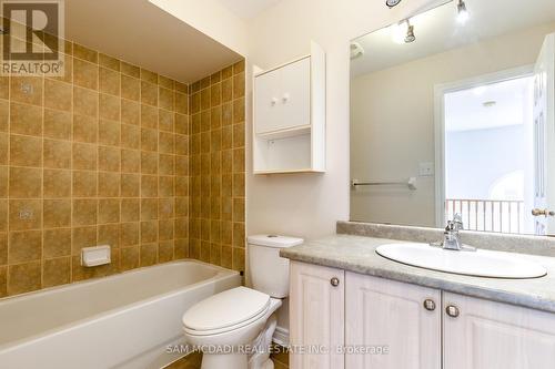 60 Pefferlaw Circle, Brampton, ON - Indoor Photo Showing Bathroom